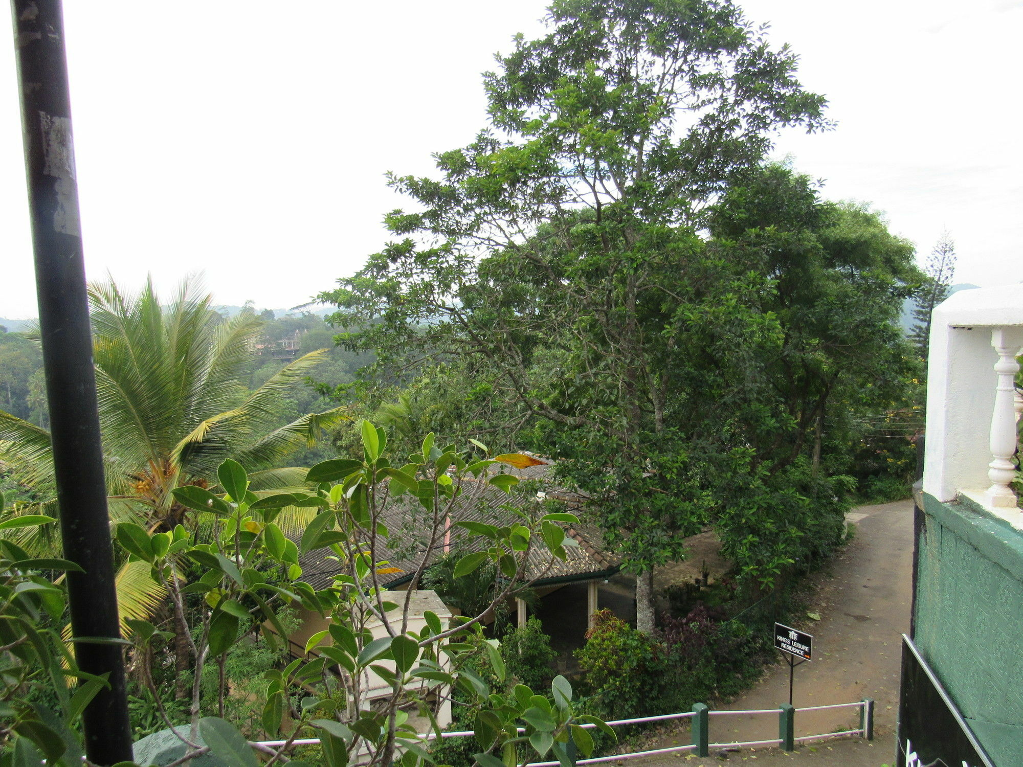 King Leisure Residence Kandy Exterior photo